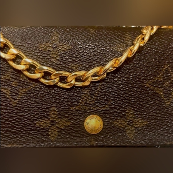 Louis Vuitton Monogram Porte Billet Wallet - Picture 9 of 13